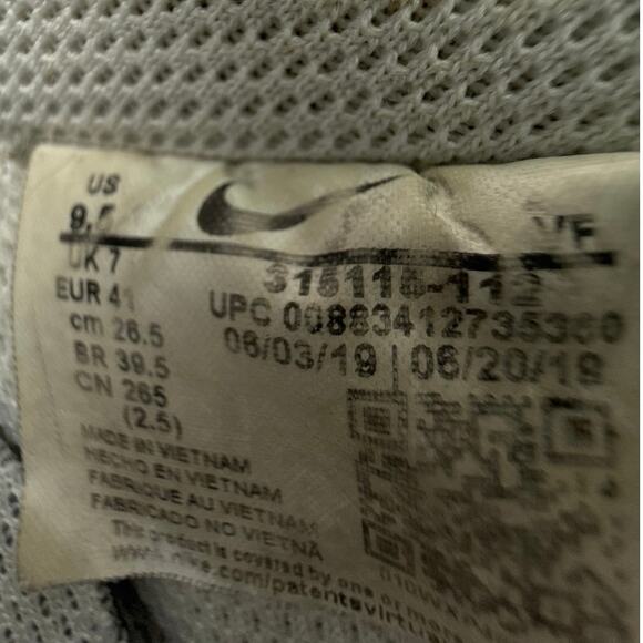 Nike Air Force 1 Men's White Low Top Lace Up Sneakers Athletic Running Shoes 9.5 - Picture 6 of 8